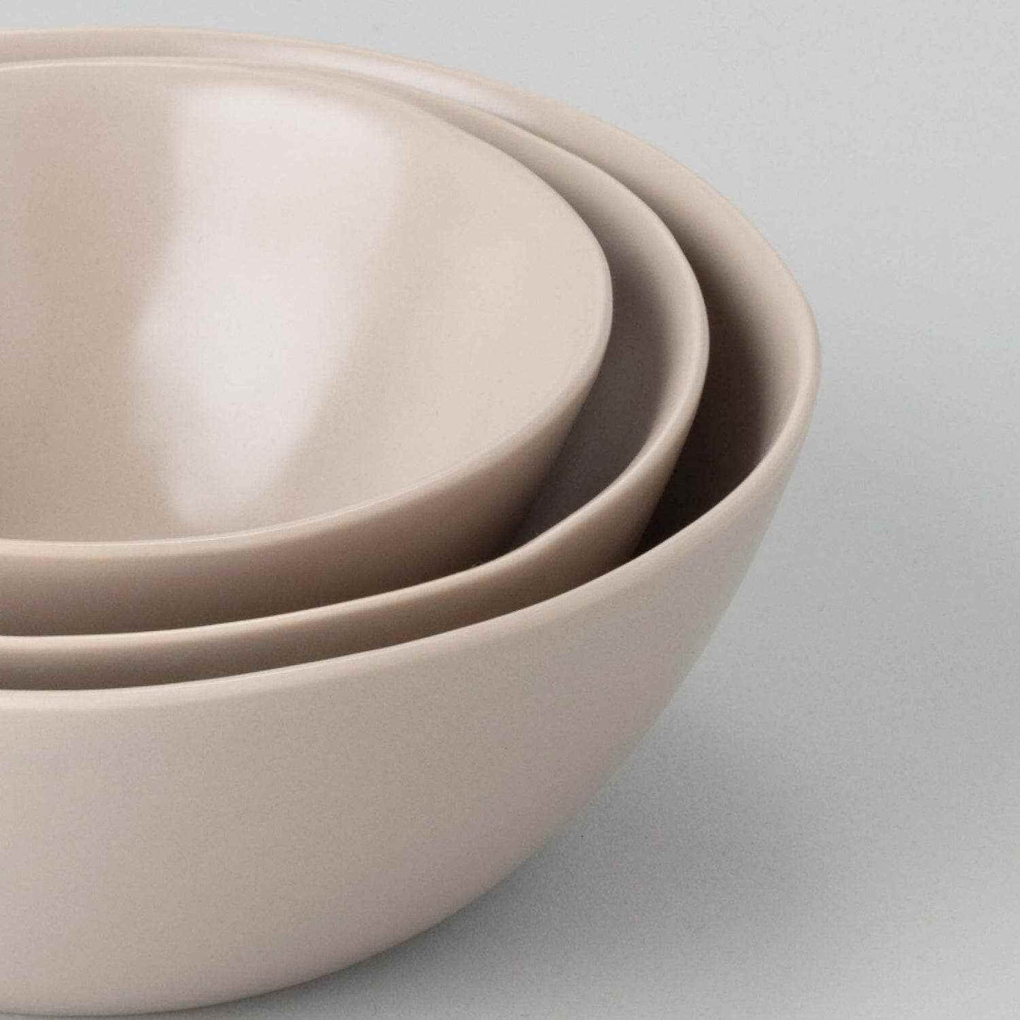 The Nested Serving Bowls: Speckled White