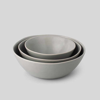 The Nested Serving Bowls: Speckled White