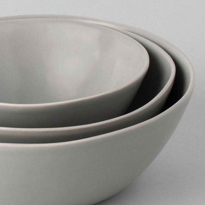 The Nested Serving Bowls: Speckled White